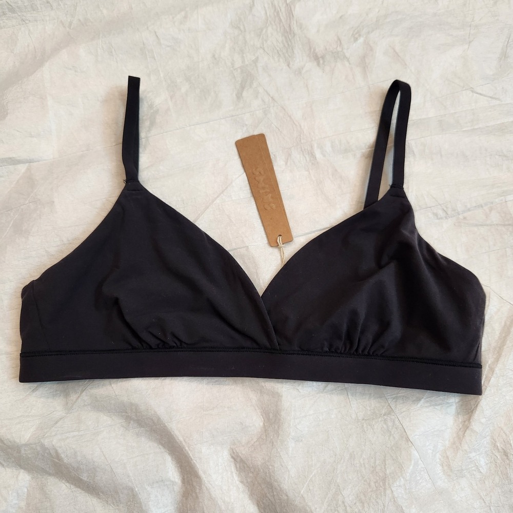 New SKIMS Fits Everybody Crossover Bralette Onyx Black Small S NWT Lightweight